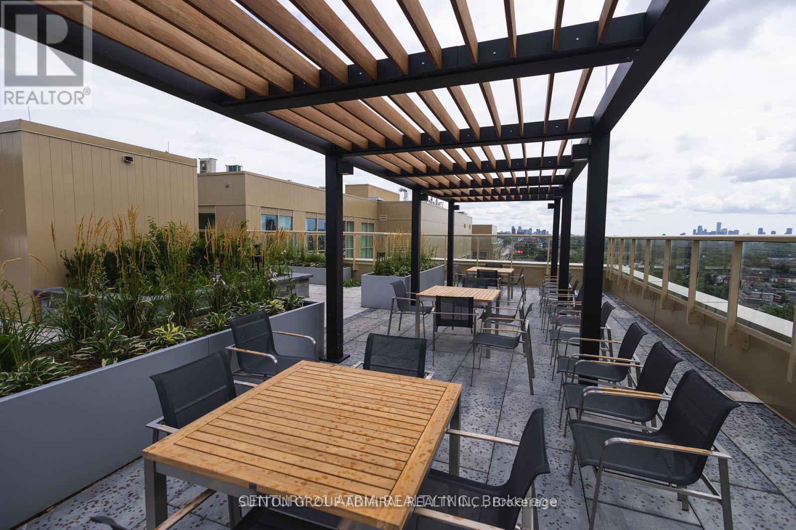 #1103 1787 ST. CLAIR AVENUE W - 22