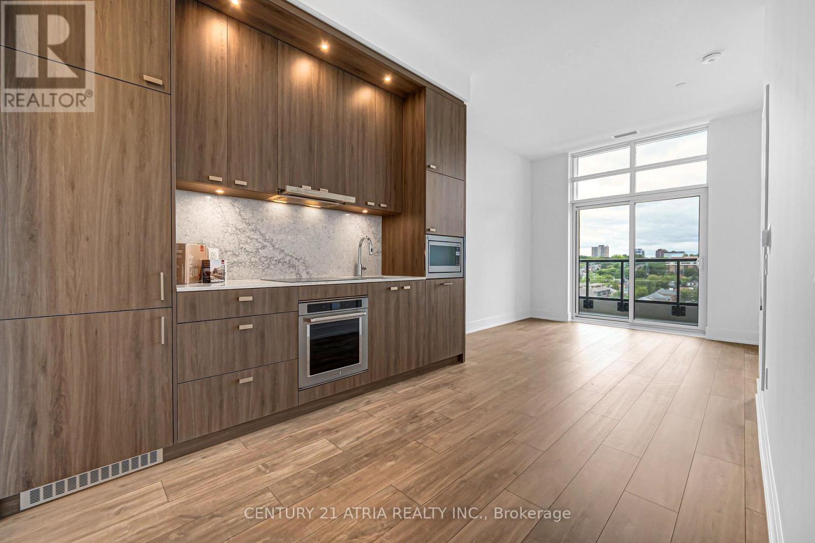 Photo of 858 Dupont Street
