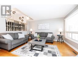 104 - 5 Woodlawn Court, Grimsby, ON L3M3T4 Photo 12