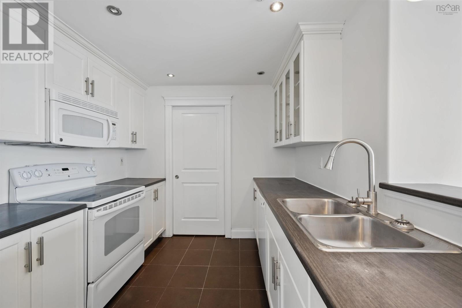 #707 60 Walter Havill Drive - 6