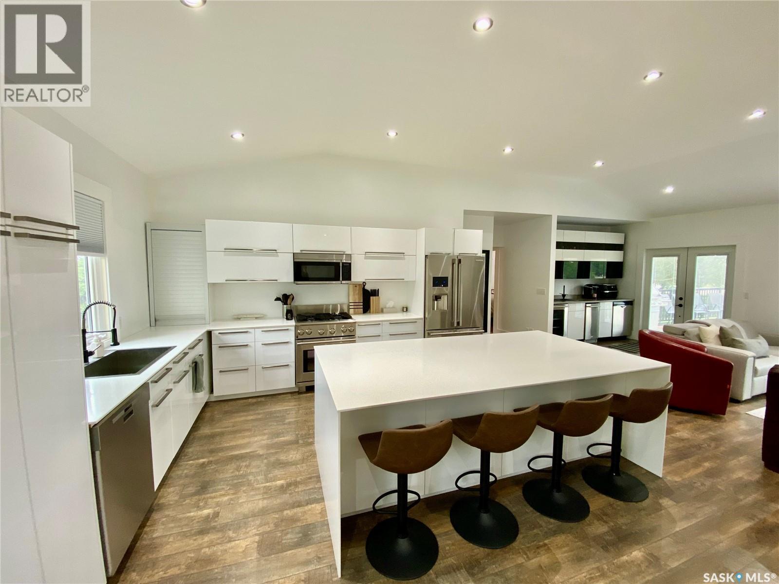 837 Prospect AVENUE