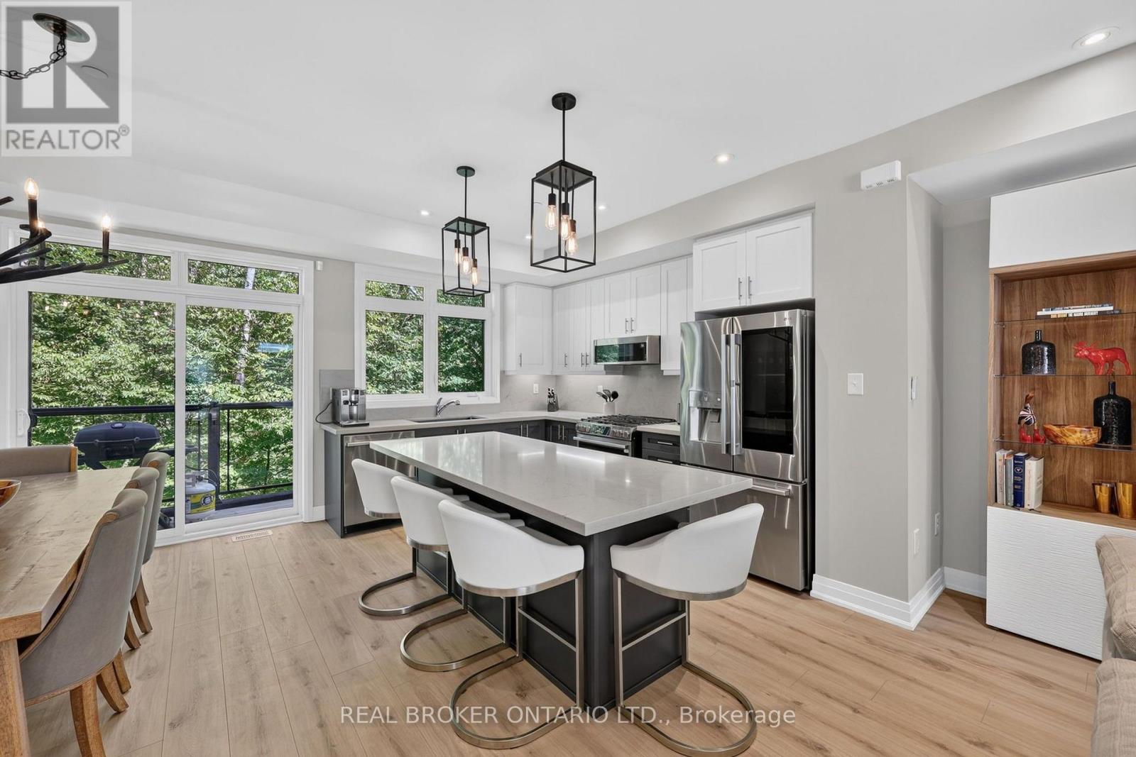 107 MARINA VILLAGE DRIVE - Image 9