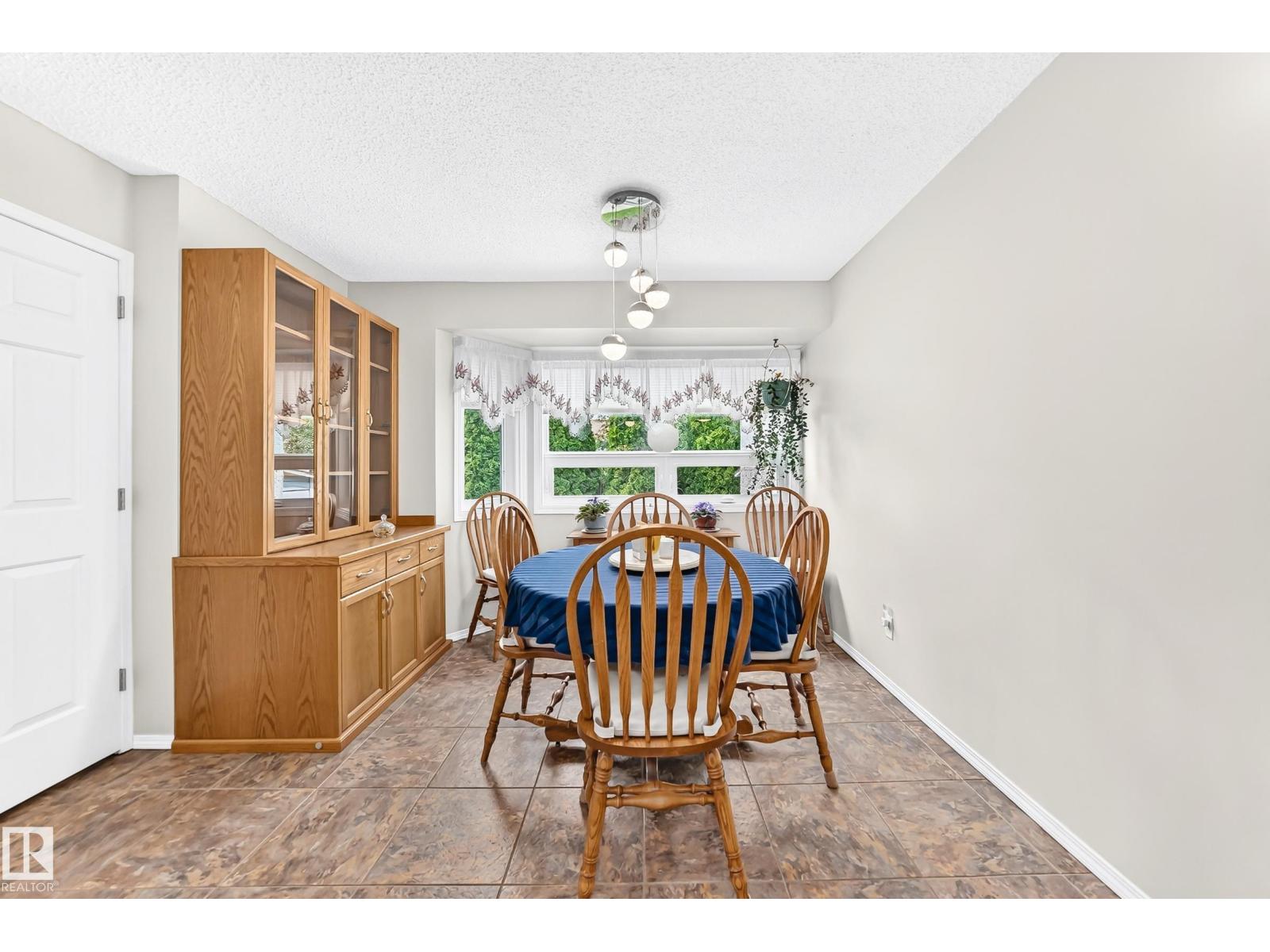7028 190 ST NW NW - 14