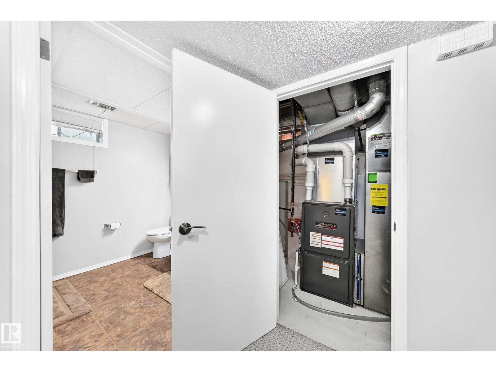 7028 190 ST NW NW - 27