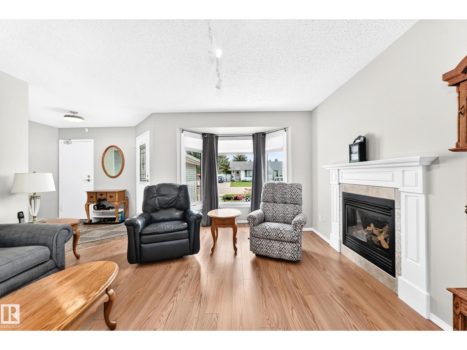 7028 190 ST NW NW - 6