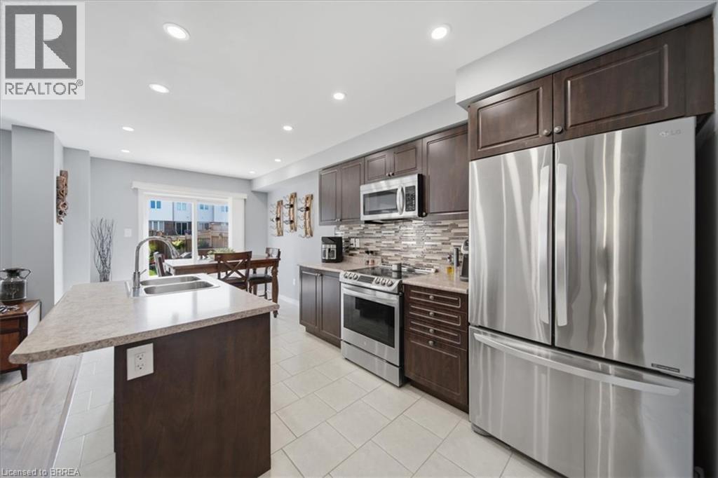 115 ENGLISH Lane - Image 8