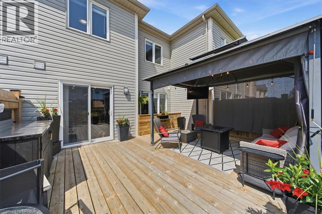 115 ENGLISH Lane - 34