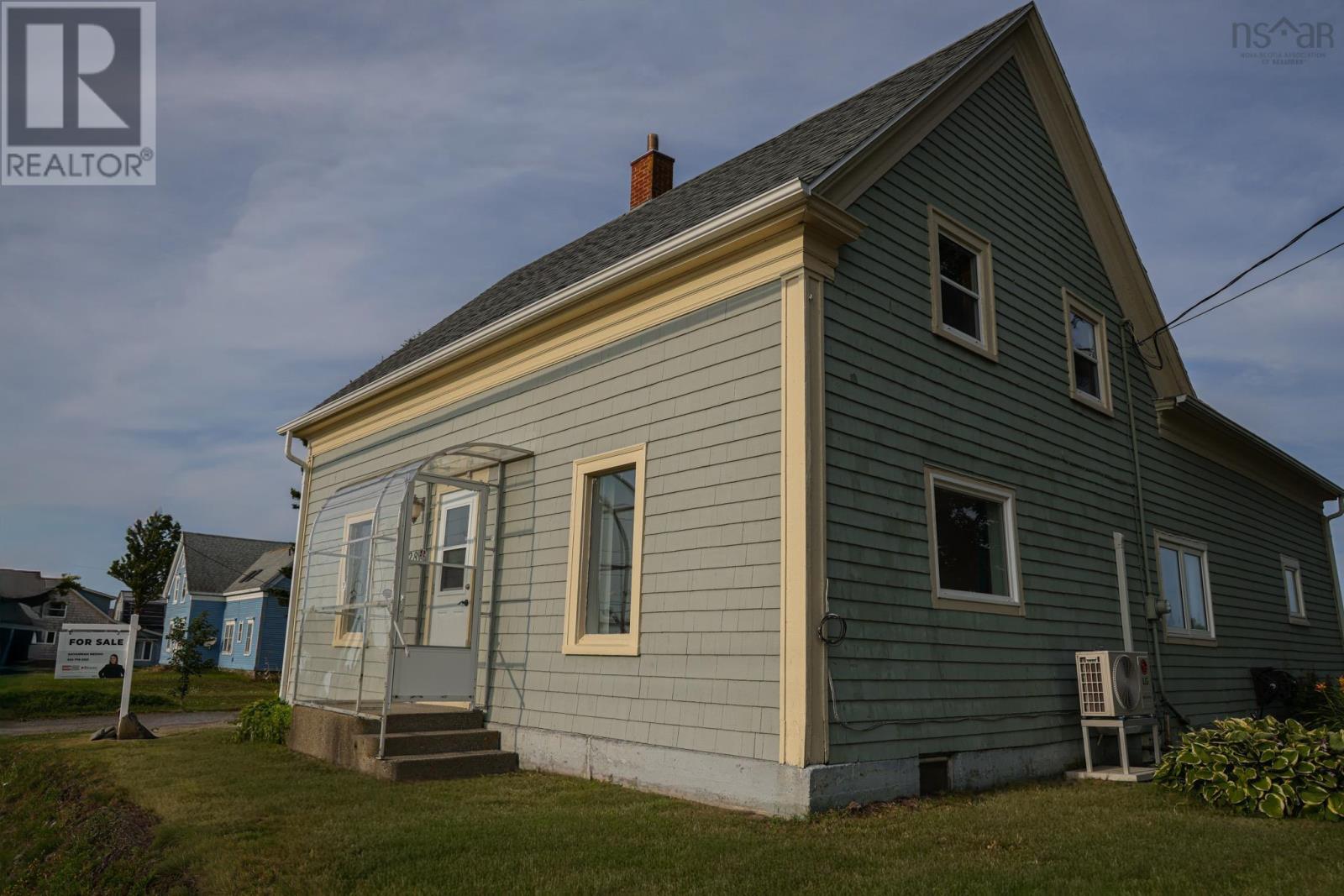 1286 1 Highway - 6