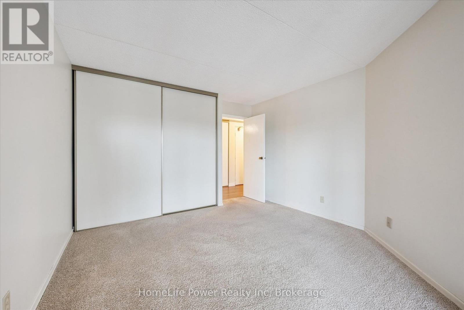 #402 22 MARILYN DRIVE - Image 22