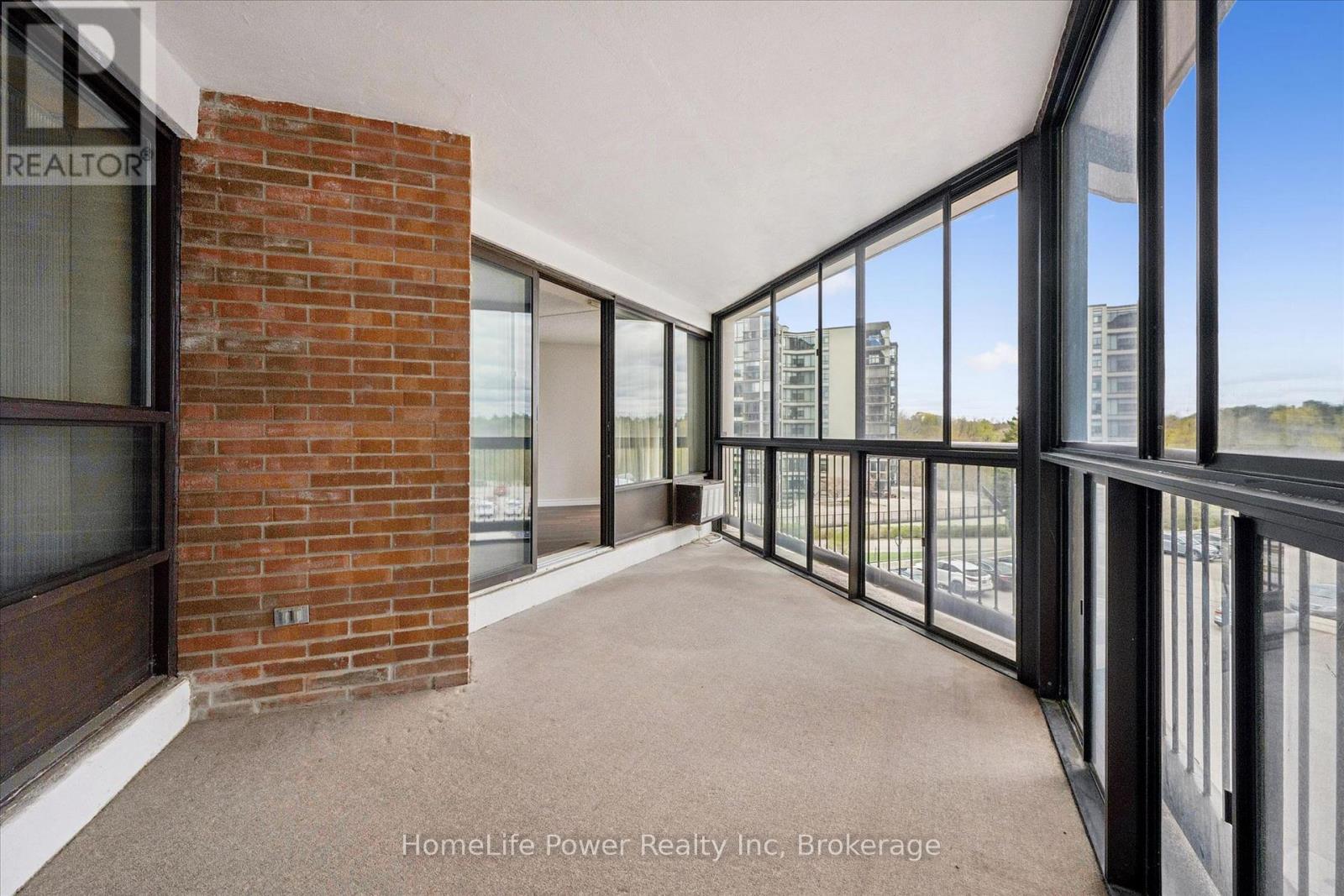 #402 22 MARILYN DRIVE - Image 25