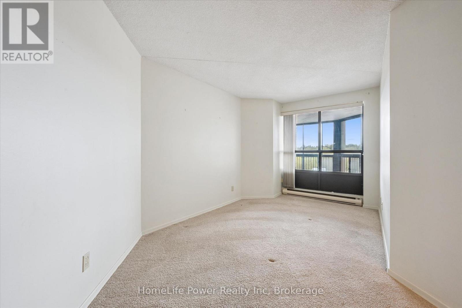 #402 22 MARILYN DRIVE - Image 18