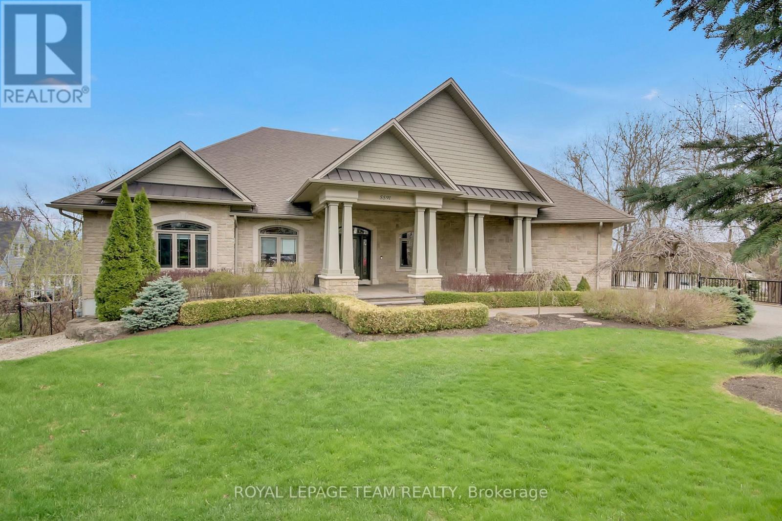 5591 MANOTICK MAIN STREET - 2