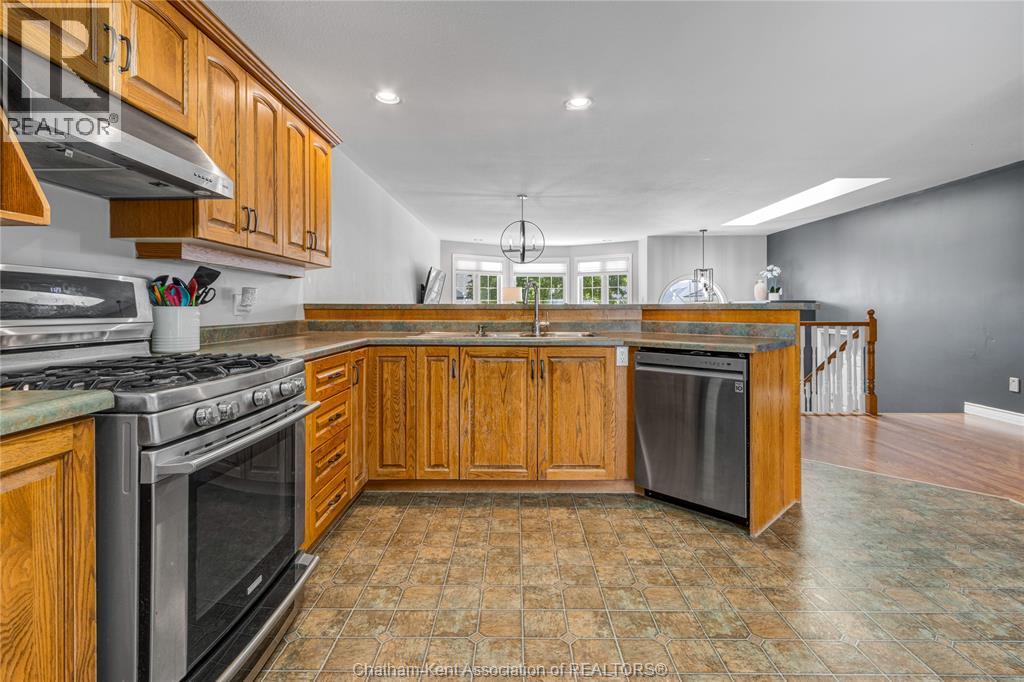 164 VALLEY ROAD - 12