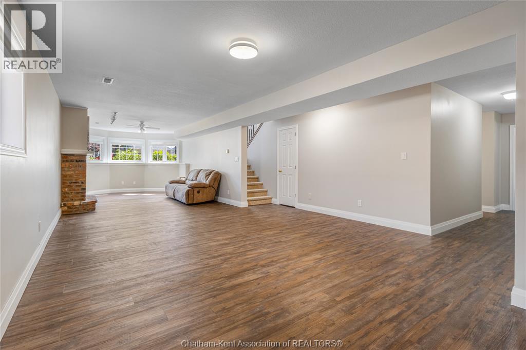 164 VALLEY ROAD - 23