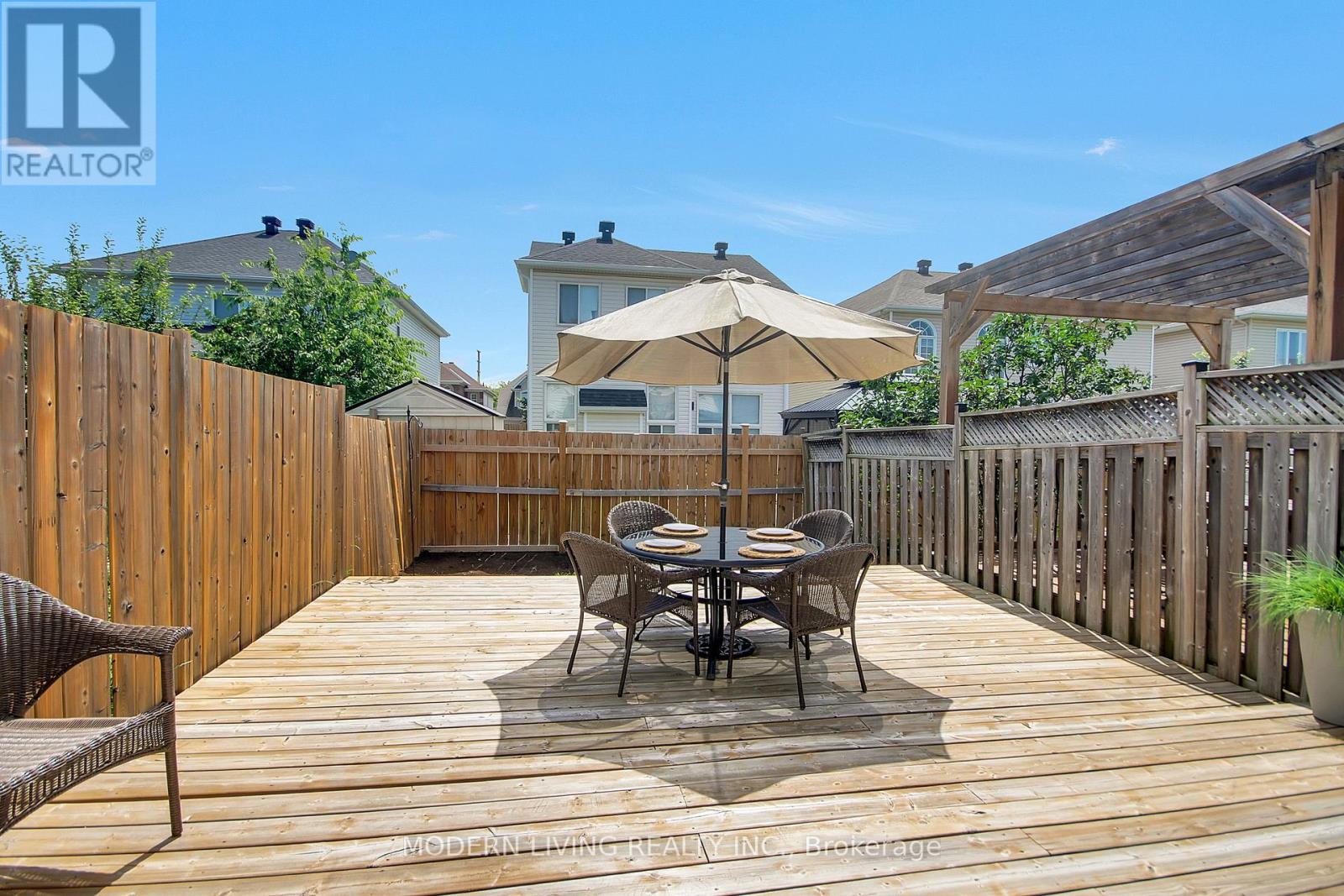 109 DEERCROFT AVENUE - 36
