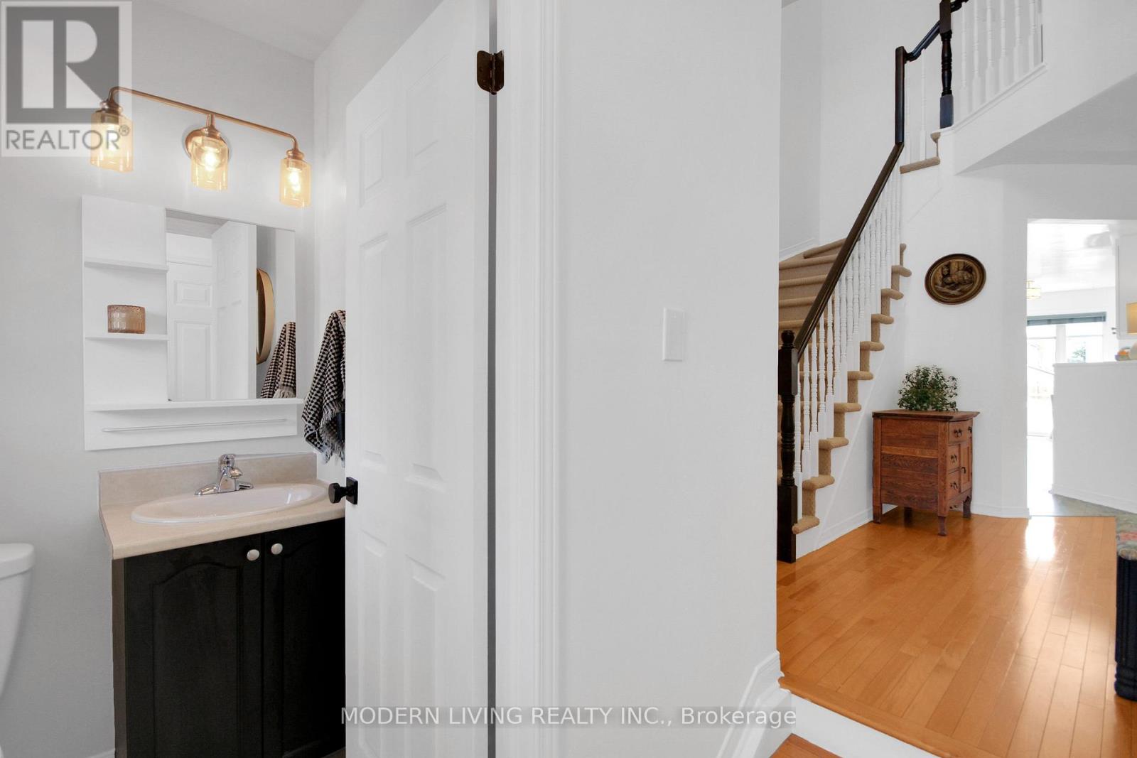 109 DEERCROFT AVENUE - 4