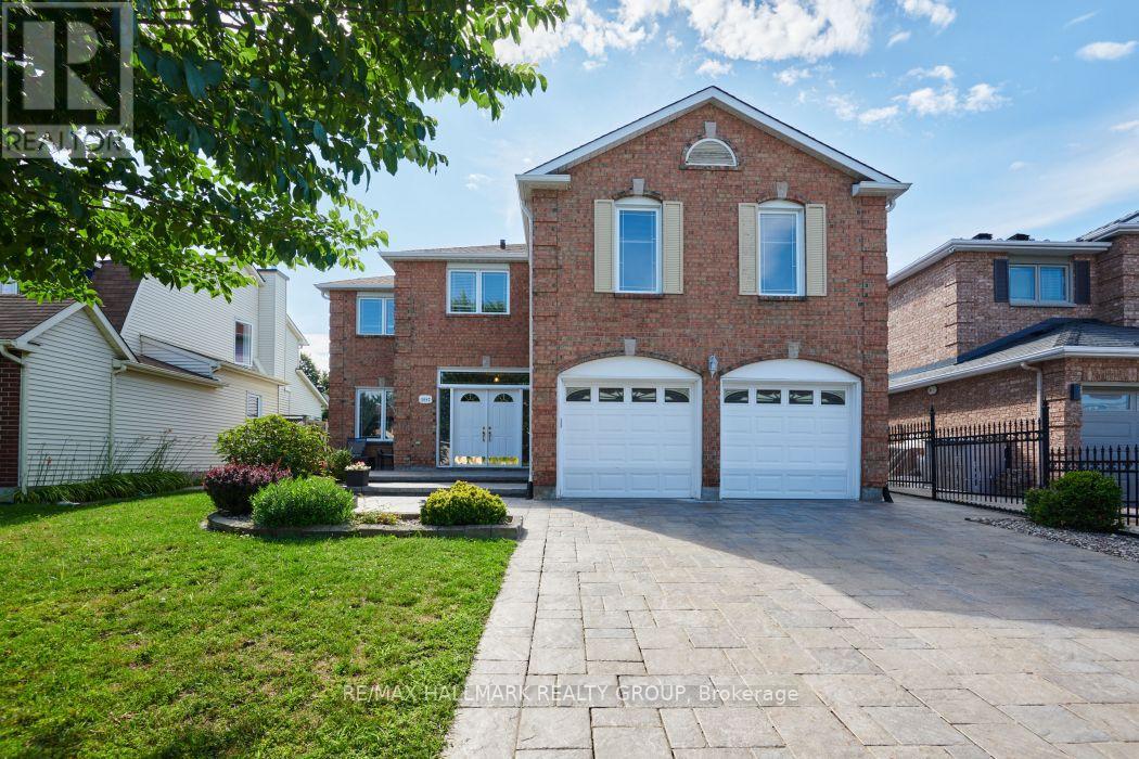 1687 ORFORD CRESCENT - 1