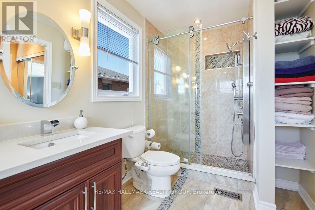 1687 ORFORD CRESCENT - 22
