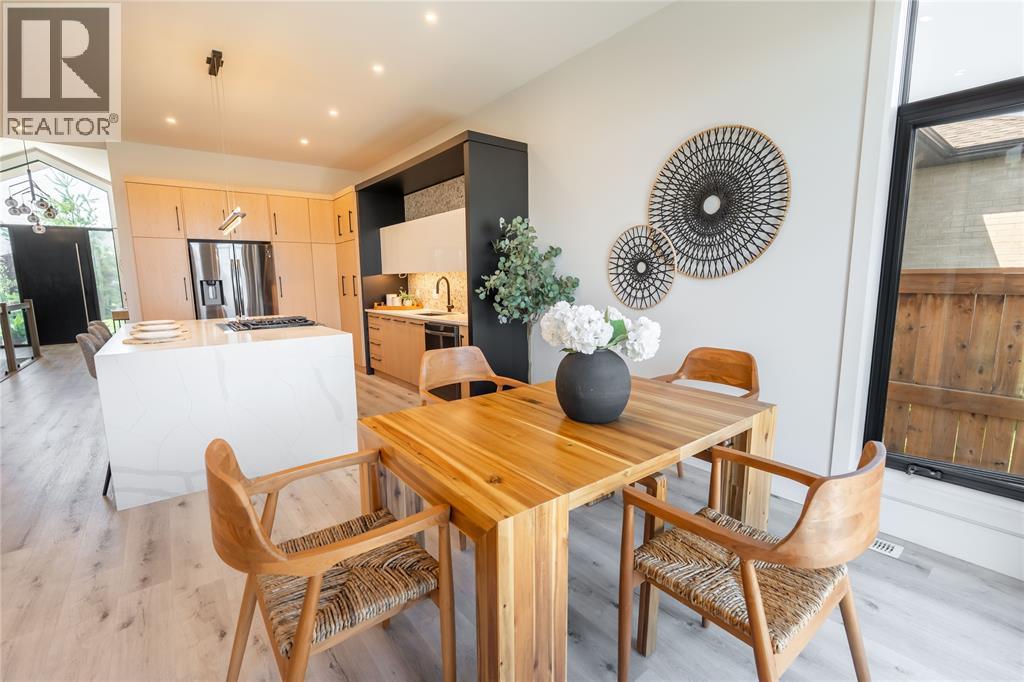 616 MEAD COURT - 10