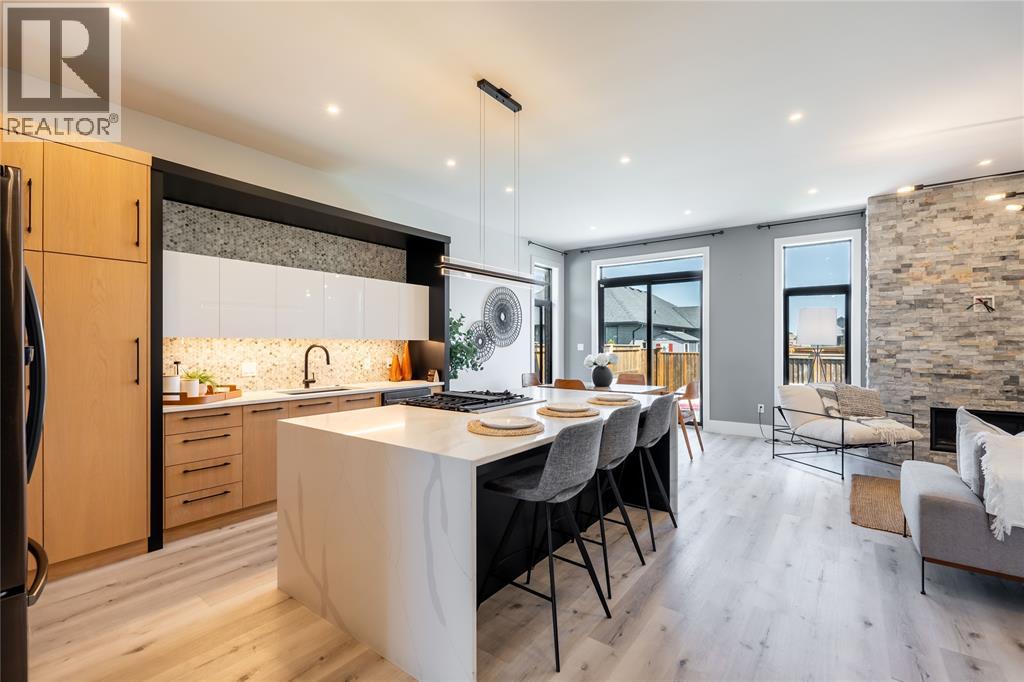 616 MEAD COURT - 5