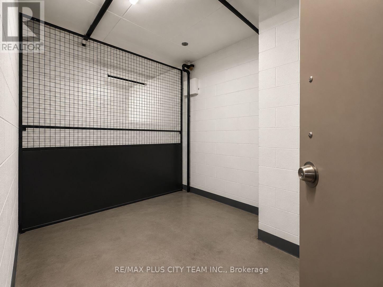 #4302 16 HARBOUR STREET - Image 35