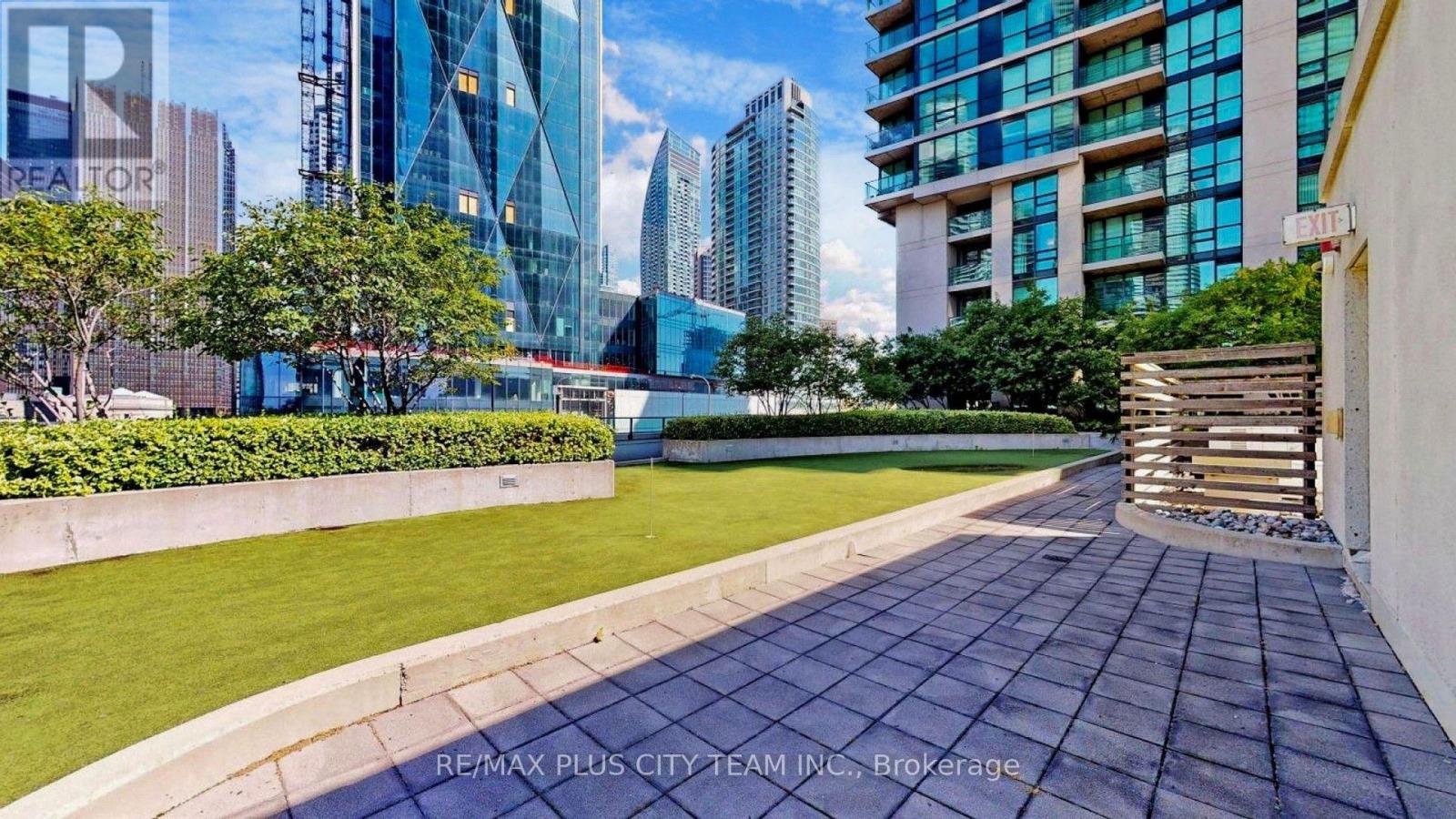 #4302 16 HARBOUR STREET - Image 48
