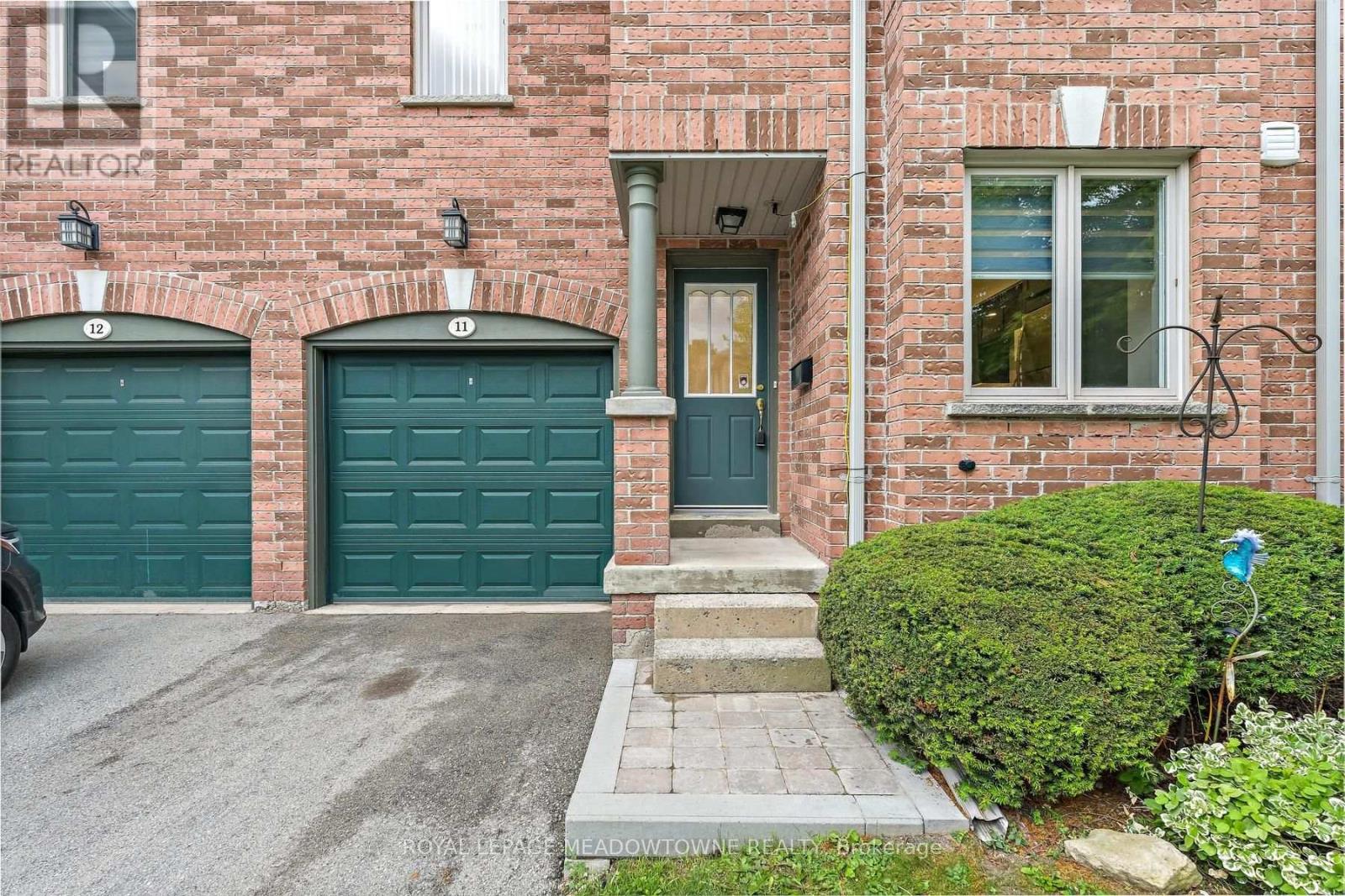 #11 76 RIVER DRIVE - 3