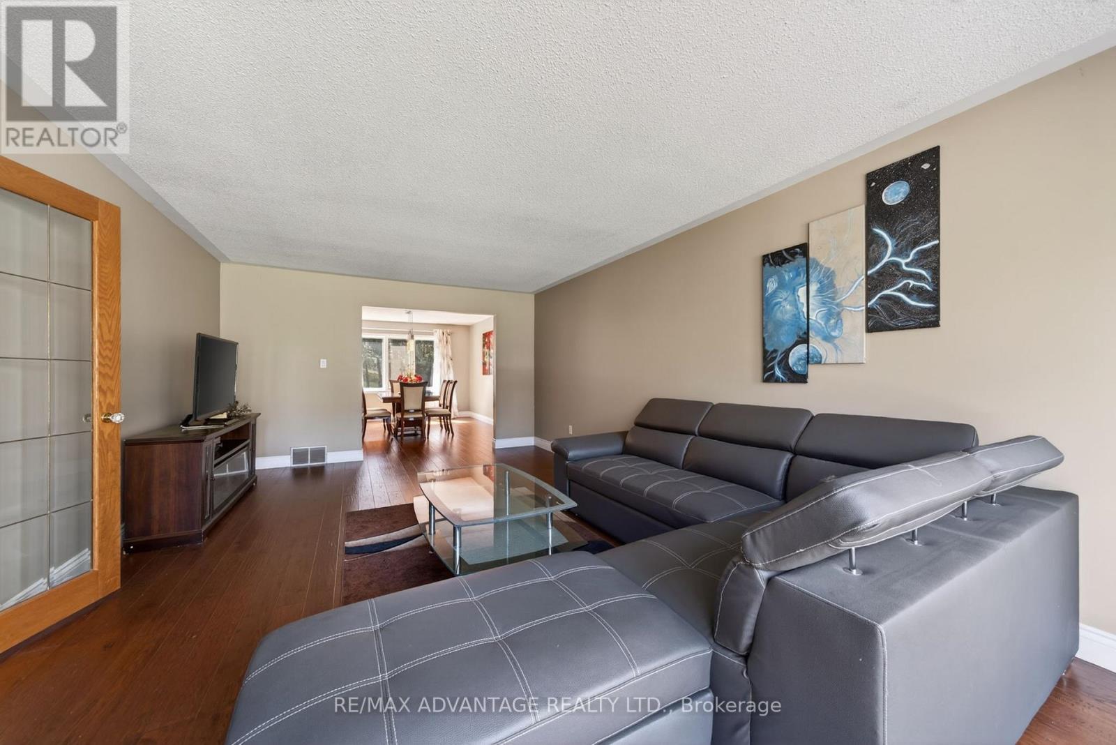 44 NORTHCREST DRIVE - Image 10