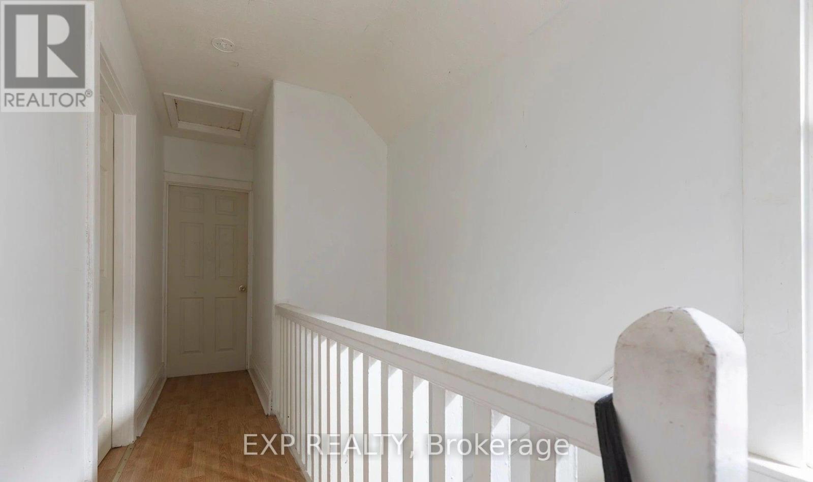 12 MAYFLOWER AVENUE - 3