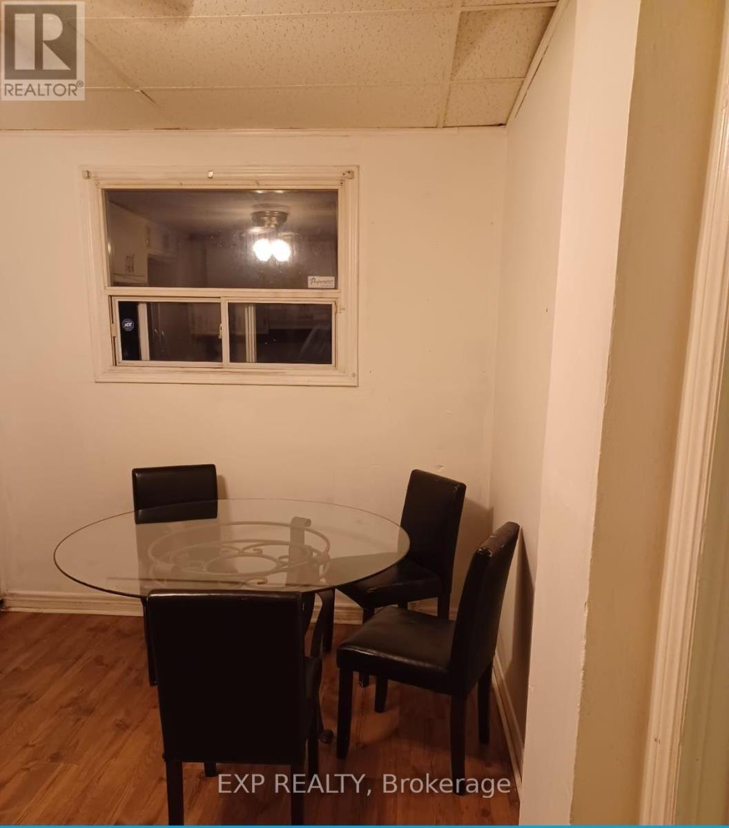 12 MAYFLOWER AVENUE - 8