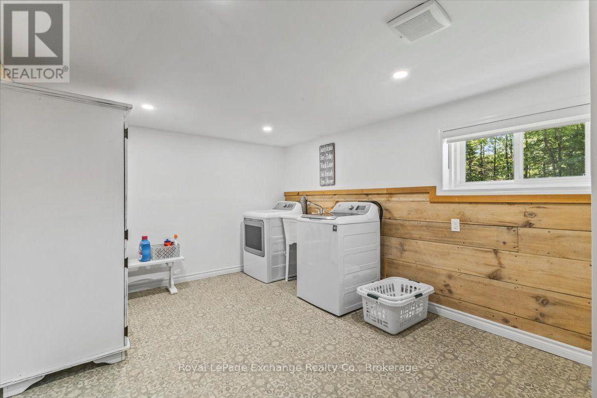 819 WILSON AVENUE - 19