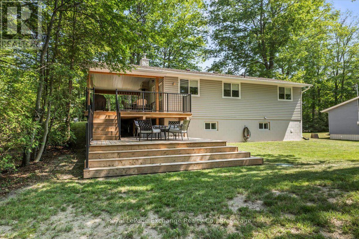 819 WILSON AVENUE - 21