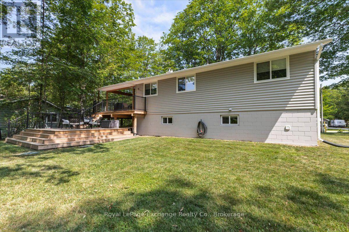 819 WILSON AVENUE - 22