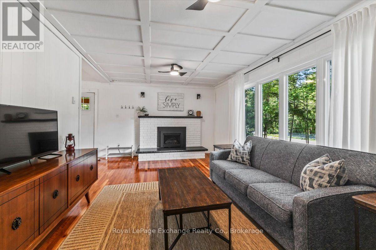 819 WILSON AVENUE - 8