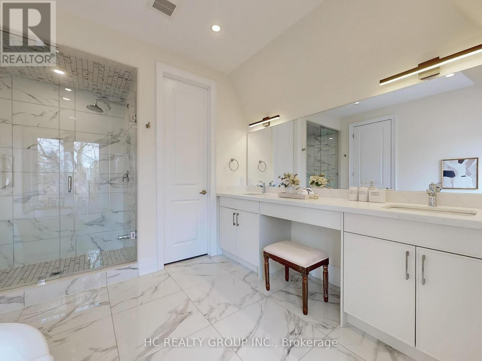 6 BECKY CHEUNG COURT - 15