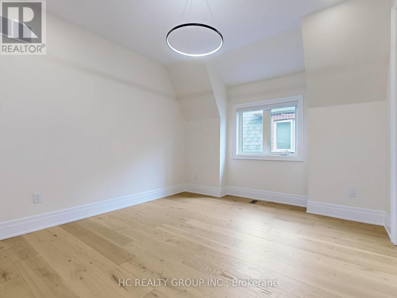 6 BECKY CHEUNG COURT - 18