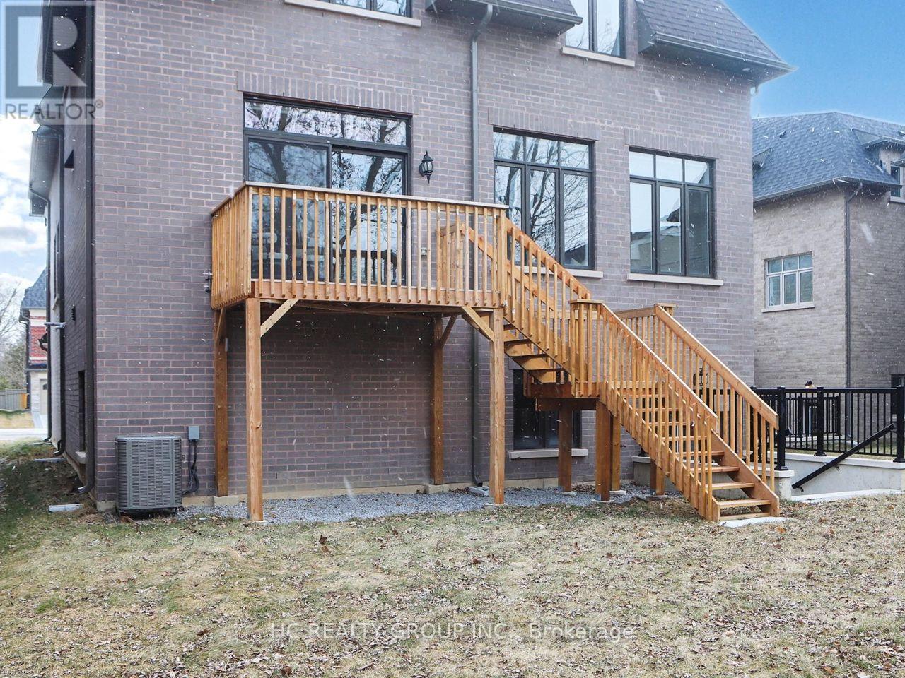 6 BECKY CHEUNG COURT - 31