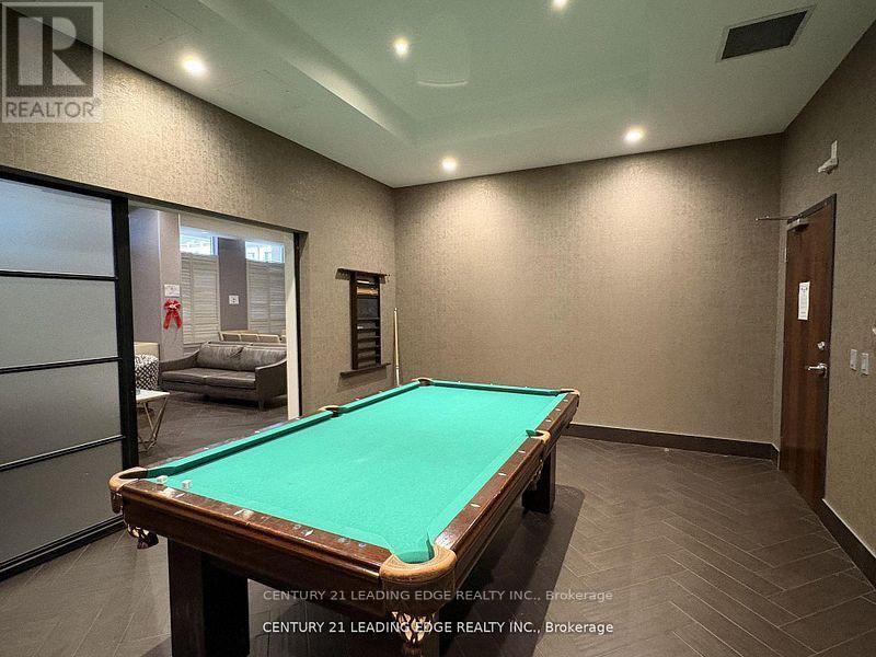 #712 18 KENASTON GARDENS - 13