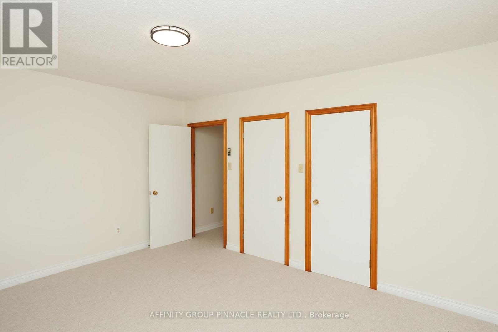 183 LOUISA STREET - Image 35