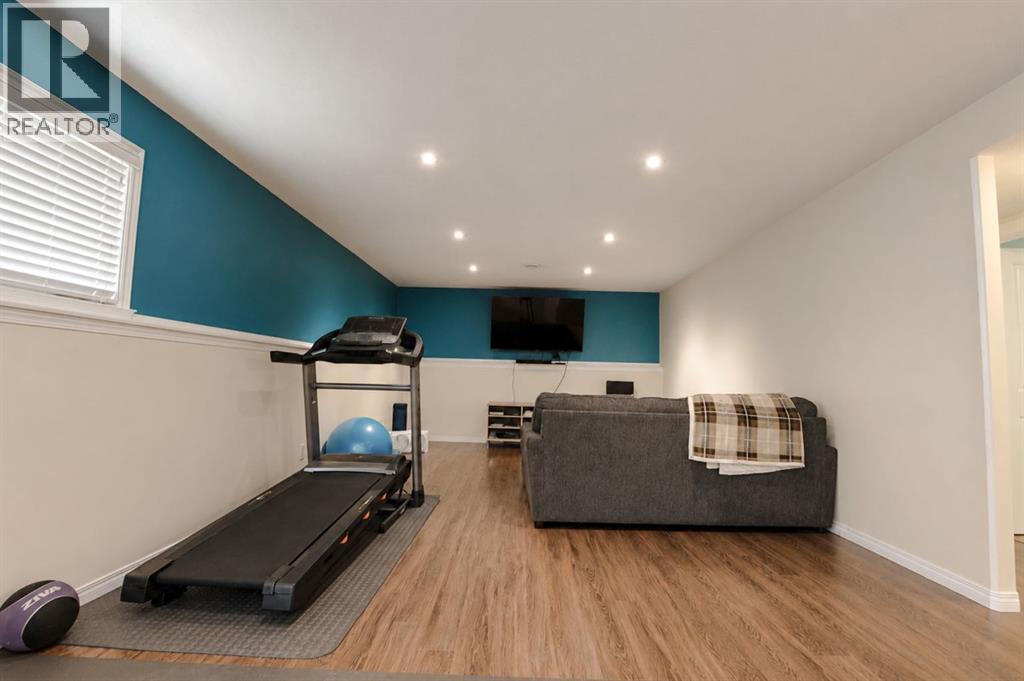 7102 86A Street - Image 19