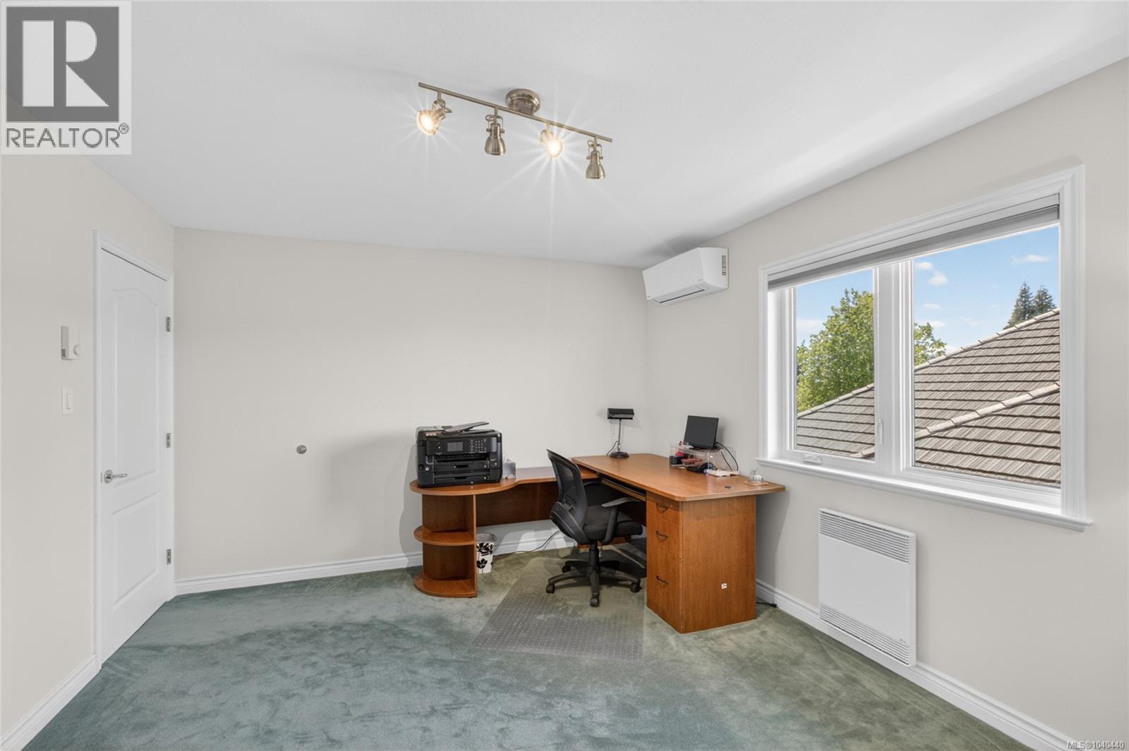 3018 Kensington Cres - Image 46