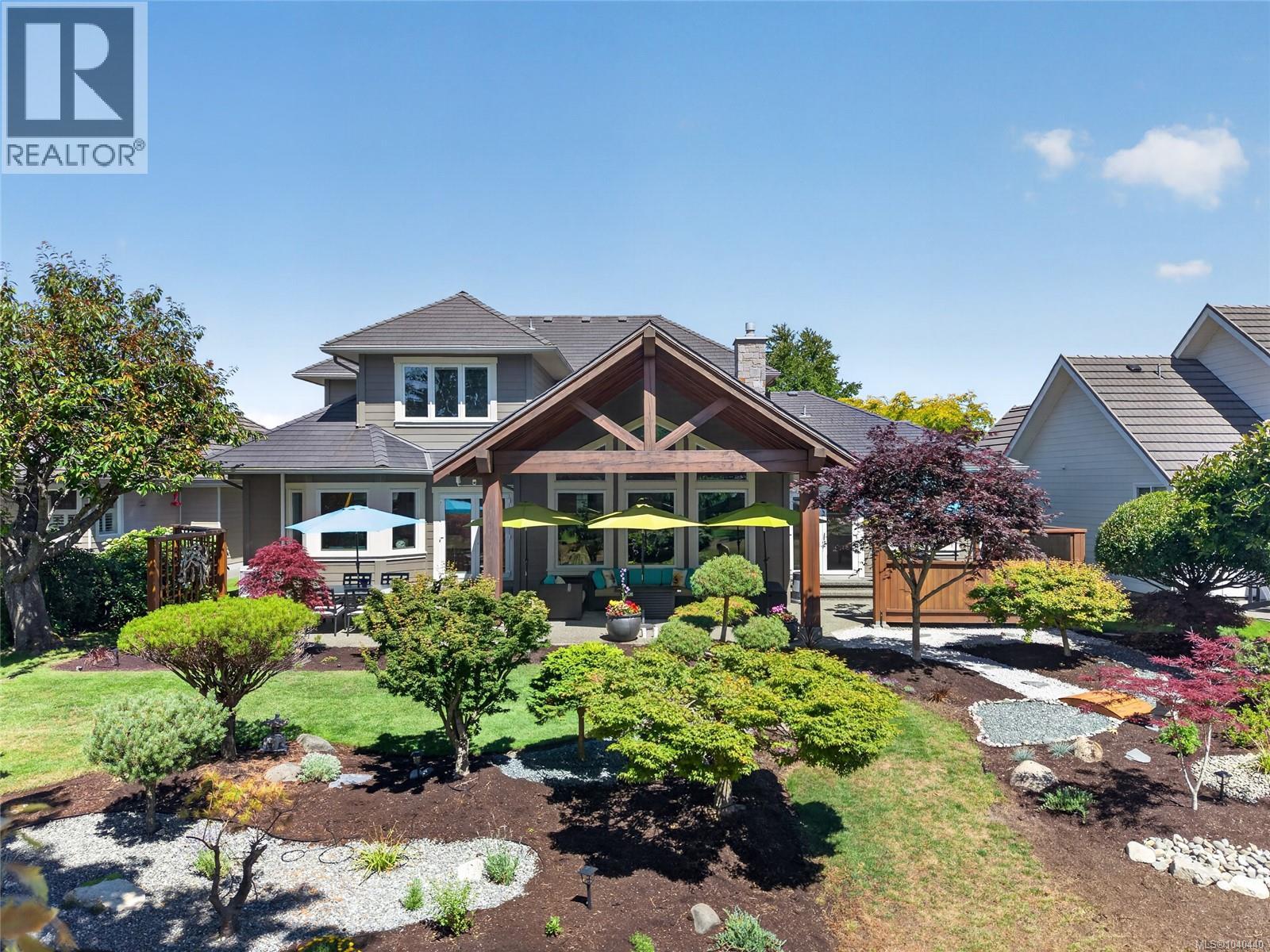 3018 Kensington Cres