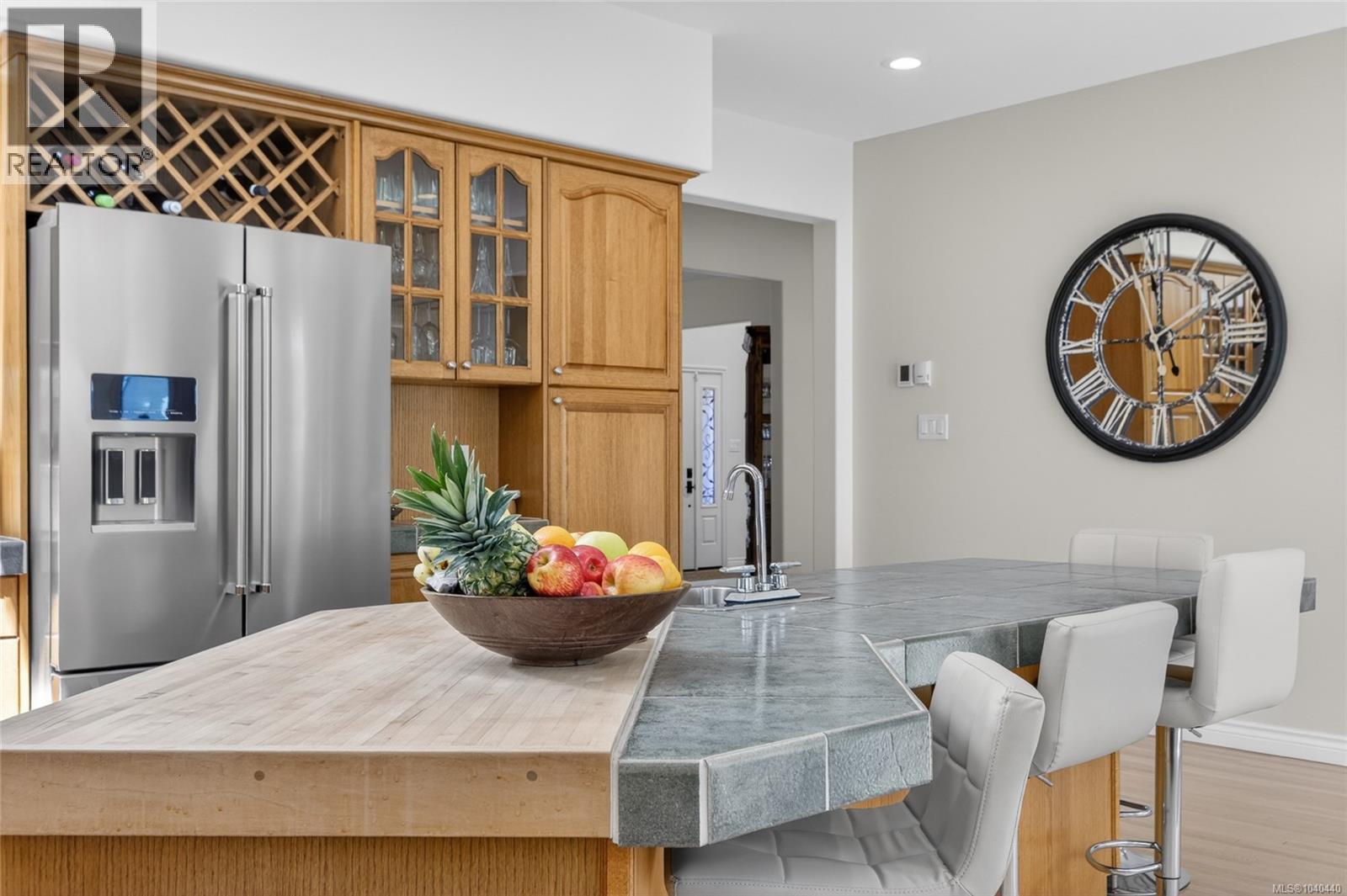 3018 Kensington Cres - 22