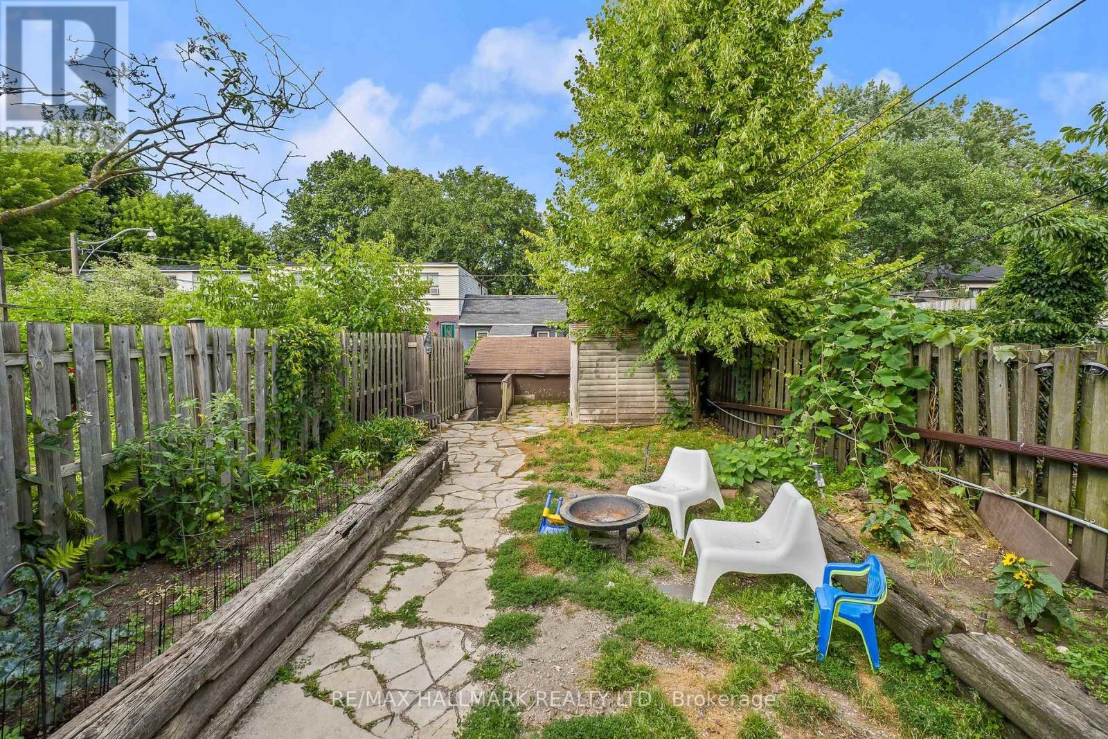 159 PARKMOUNT ROAD - 17
