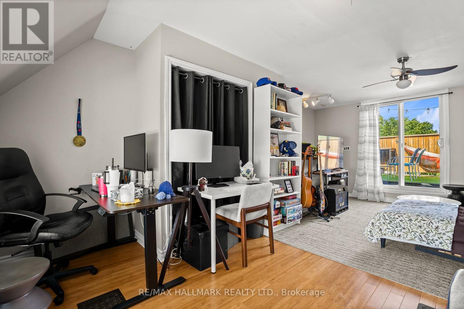 159 PARKMOUNT ROAD - 32