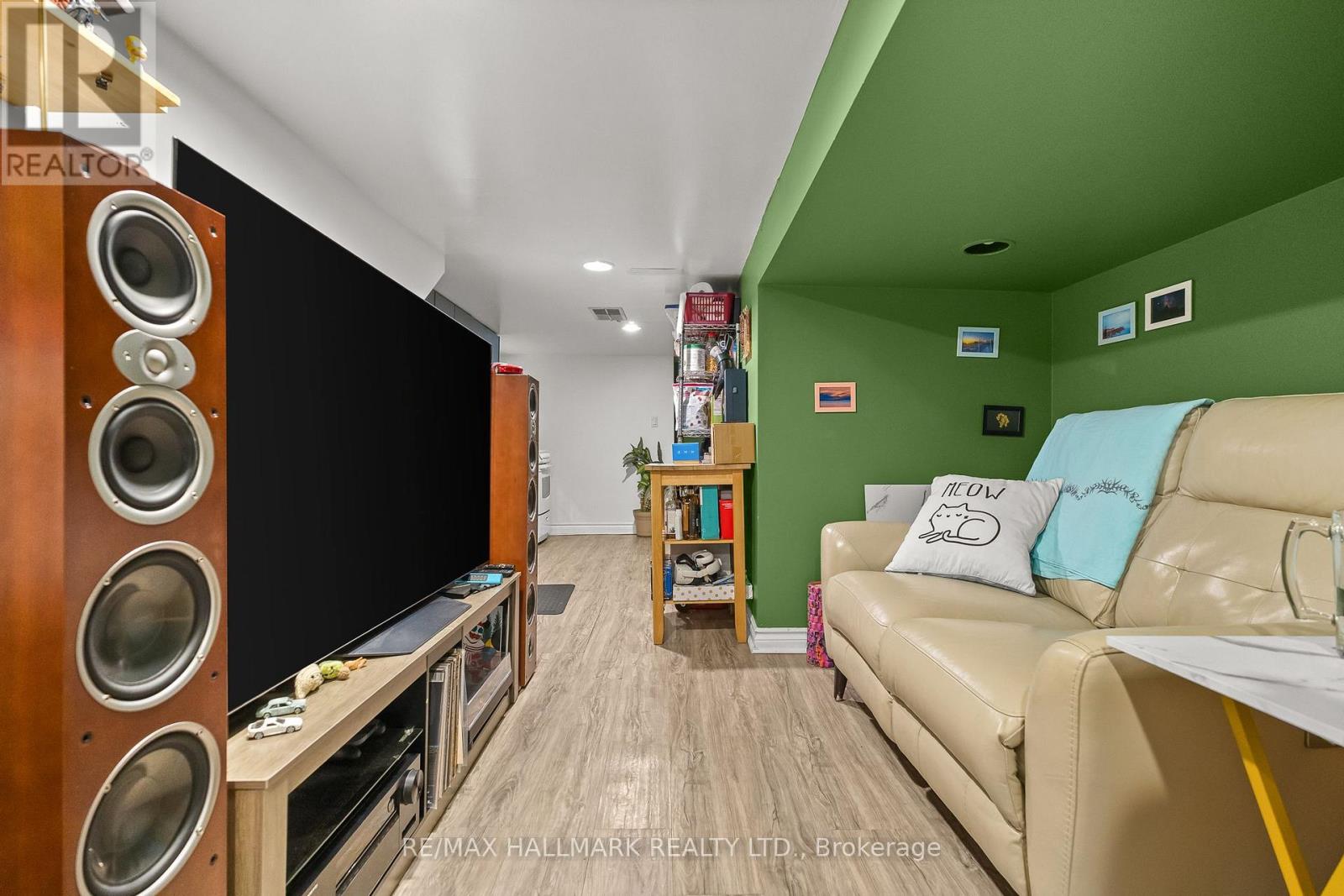 159 PARKMOUNT ROAD - 38