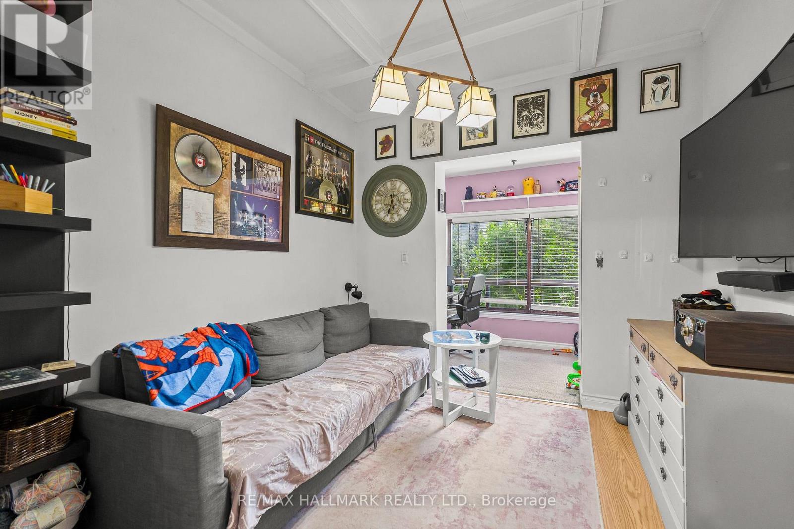 159 PARKMOUNT ROAD - 4