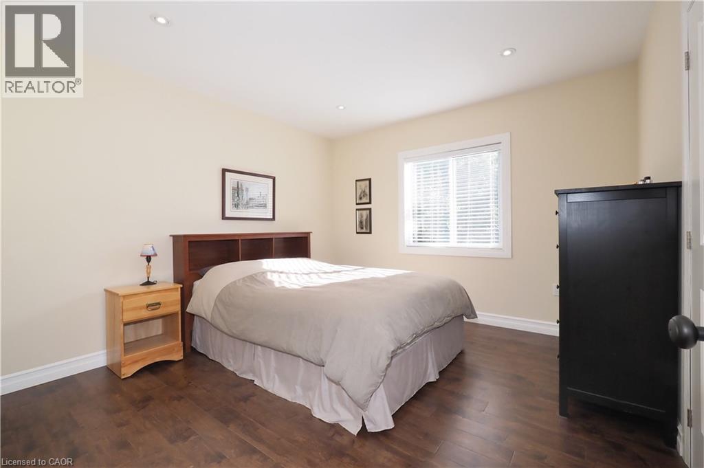 530 ST ANDREW Street E - 32