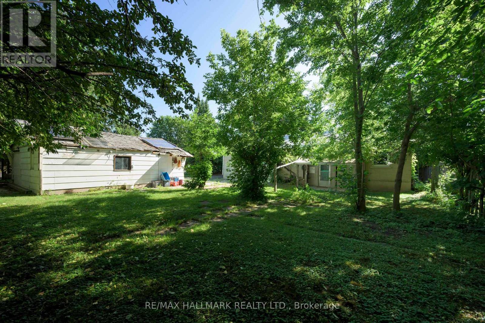 4 CRESTVIEW ROAD - 21