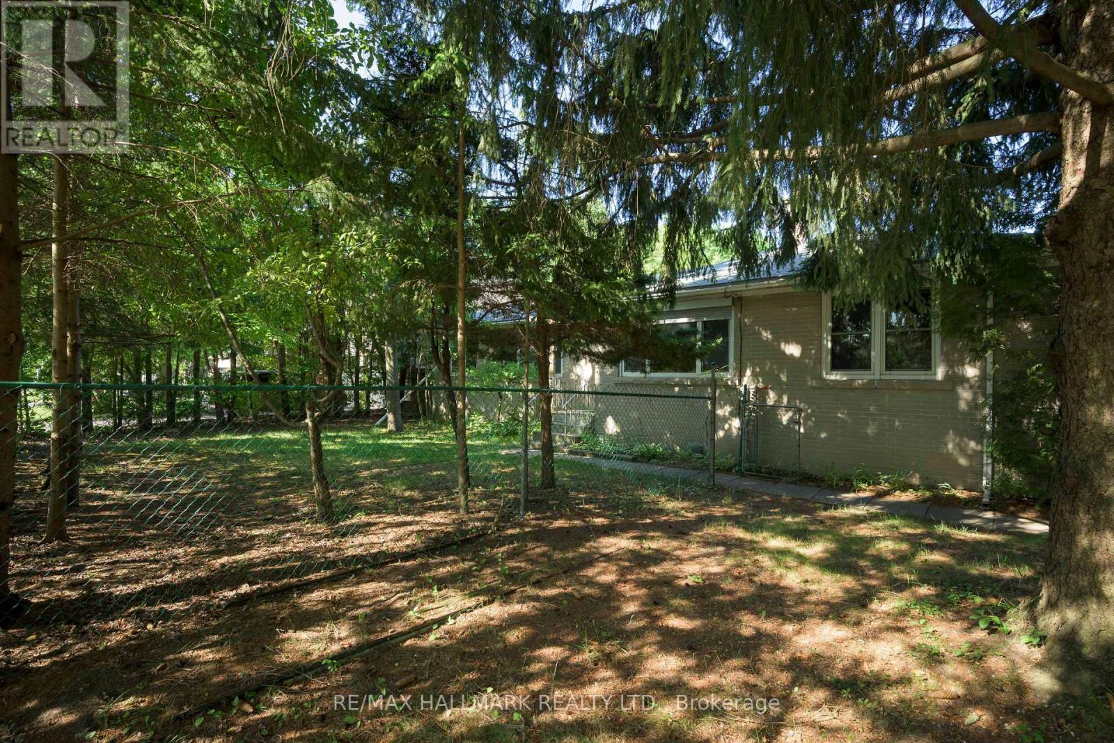 4 CRESTVIEW ROAD - 3